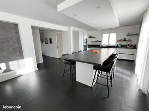 Propriété 6 pièces 113 m²