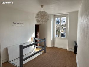 Appartement F2 72m2  Pontacq hyper centre