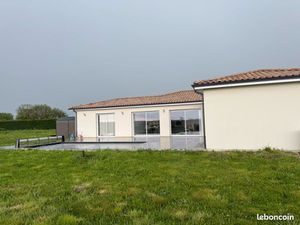 Location maison contemporaine 3–4 chambres avec piscine