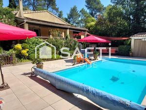 Villa 6 pièces 177 m²