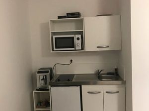 Studio étudiant (4) proche gare 17 m2 neuf équipé