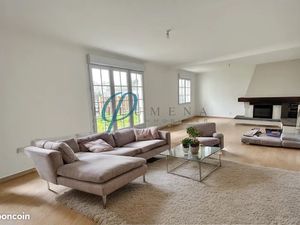 Appartement 6 pièces 197 m²