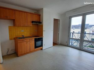 Nantes agréable t2 meublé possibilité court séjour