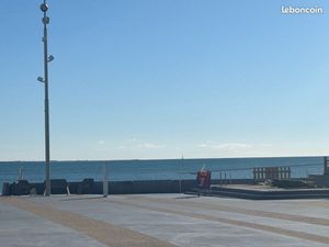 Restaurant front de merLa Grande - Motte  clé en main
