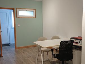 Location bureau paramédical