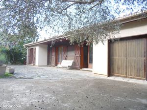 Villa au calme a pied du marché saint chinian