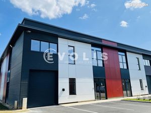 Local d'activité 1 105 m²