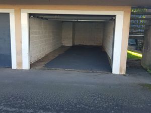 Garage aérien 30 m² 222 av Grande Bretagne