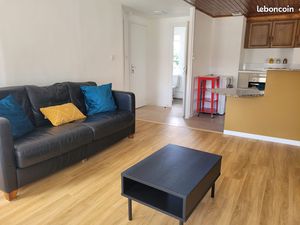 Appartement 2 pièces avec garage  1 chambre  meublé  place Neron