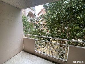 Studio 1 pièce 33 m²