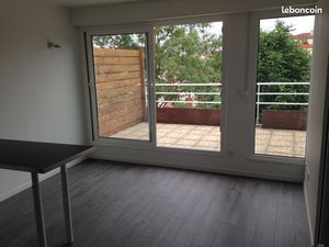 Charmant T1 bis avec terrasse et parking