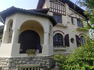 Grande maison des années 1930 Basco Landaise