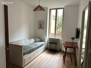 Studio meublé de 18m2 avec grande terrasse au cœur du centre historique