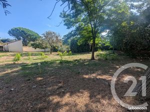 Terrain 1 821 m² Valros