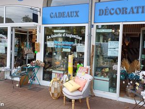 Pas de Porte/ Fond decoration -Cadeaux