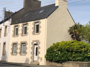 Maison de ville avec cour