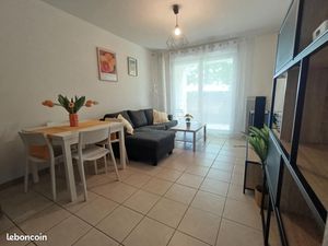 Loue T2 parking Nîmes