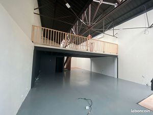 Local commercial 160 m² LA ROCHELLE