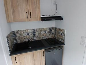 Vend studio 28 mètres carrés