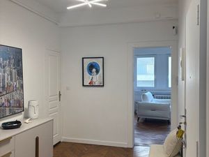 Triangle d’Or – Élégant T3 traversant de 73 m² – Rénovation haut de gamme