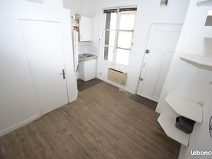 Studio 1 pièce 11 m²