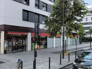 Boutique 420 m² ST DENIS