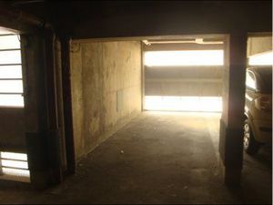 Place de parking proche gare et sécurisée