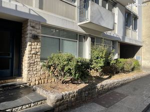 Local 59 m² Poitiers