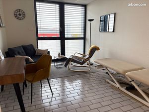 Bureau (dispo les vendredis)