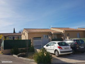 Location villa malemort du comtat