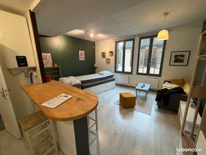 Studio 25m2 hyper centre ville Auxerre idéal investissement locatif