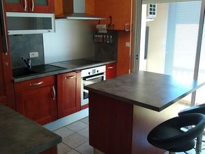 T2 meublé 53m² cave parking balcon