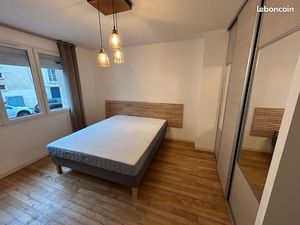 F2 Port de Caen Meublé