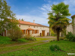 Propriété 8 pièces 125 m²