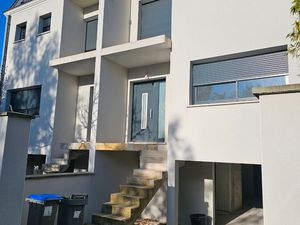 BOX DE STOCKAGE – 6 à 160 m² – 15 /m² – JOINVILLE-LE-PONT (94)