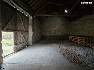 Location box / garage fermé 5/m2