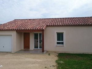 Maison lumineuse 3 chambres avec jardin – Vue dégagée plein sud à Catus