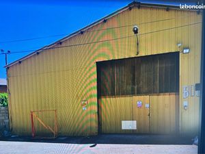 Loue local industriel 150m2
