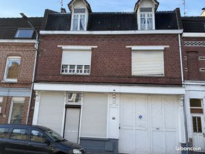 Maison 10 pièces 300 m²