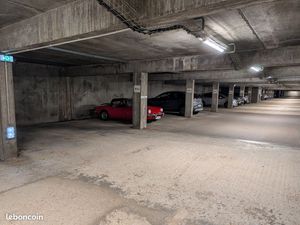 Place de Parking Sécurisée à Rambouillet