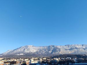 T3 pour investisseur avec parking  grand balcon et cave