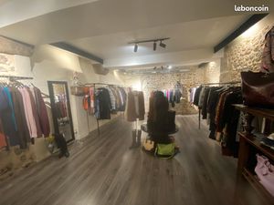 A LOUER LOCAL COMMERCIAL - CENTRE VILLE de BERNAY