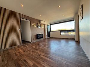 Appartement rénové dans parc arboré