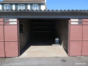 Box sécurisé centre ville 15 m²