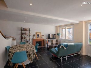 Maison de ville 91 m² avec extérieur et garage – Cognac centre