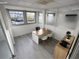 Local commercial bureau à louer 12m2 - Melun Gare