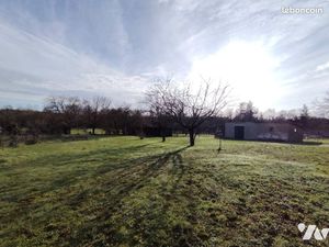 Terrain 2100 m² CHASSENEUIL DU POITOU