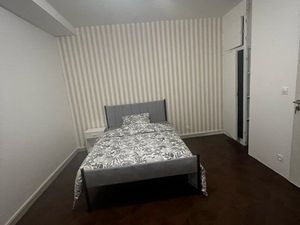 Loue Studio 18m2 neuf  meublé et SDB privatif