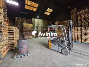 Local 500 m² Goussainville