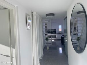 • Appartement de prestige sous les toits à Annecy – suite parentale  spa et cuisine haut d